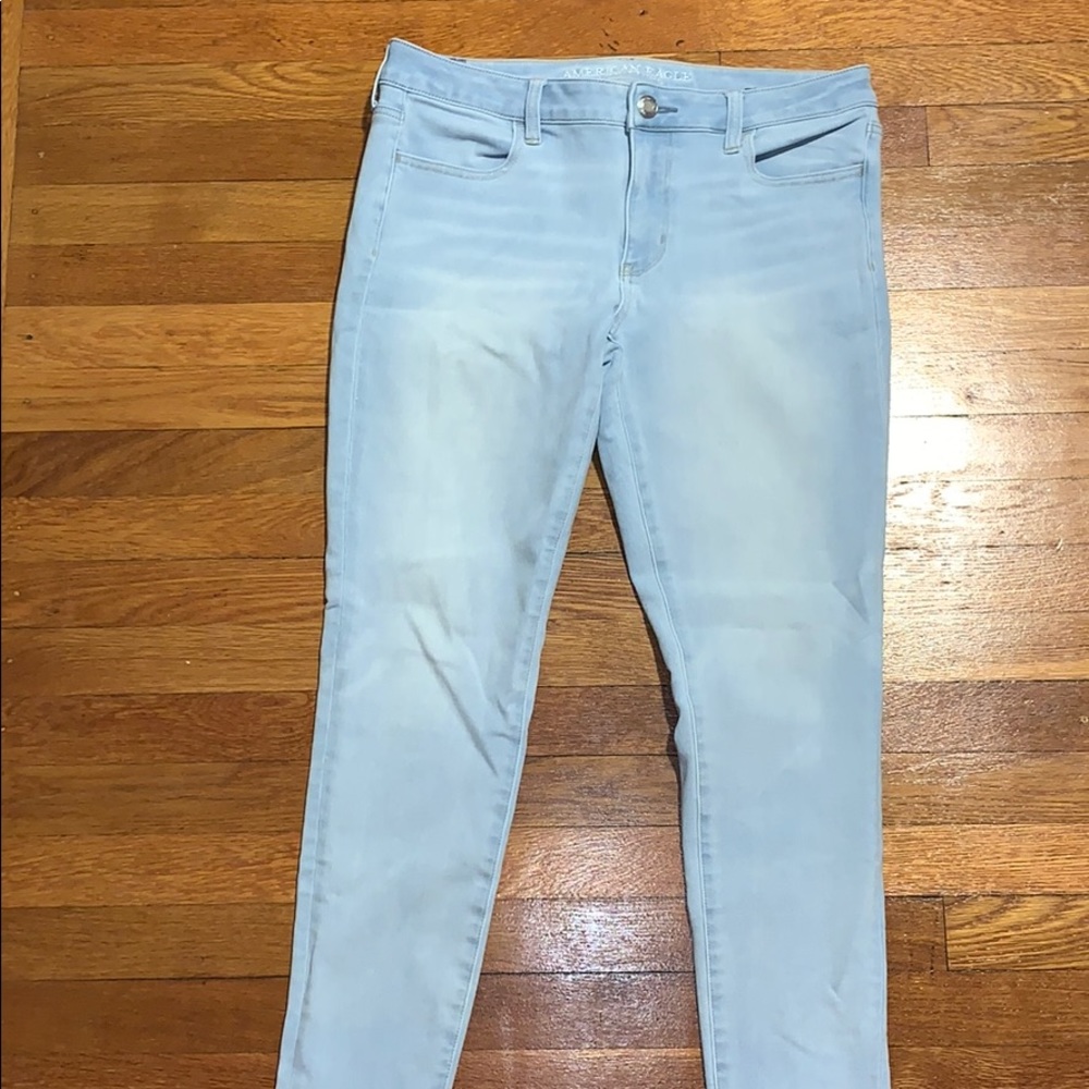 American Eagle Light-wash Skinny Jeans